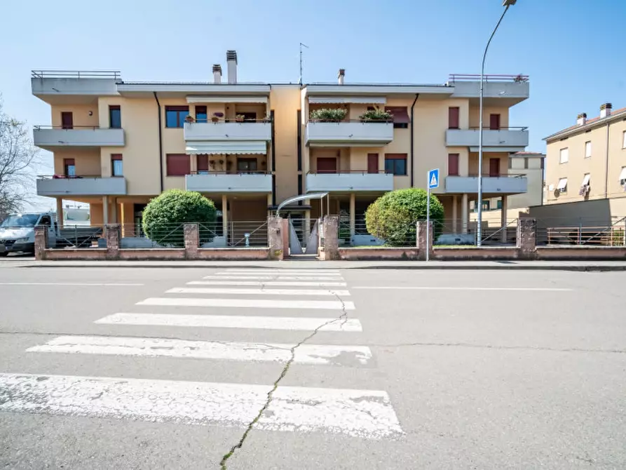 Immagine 29 di Attico in vendita  in Via Passo Buole a Noceto