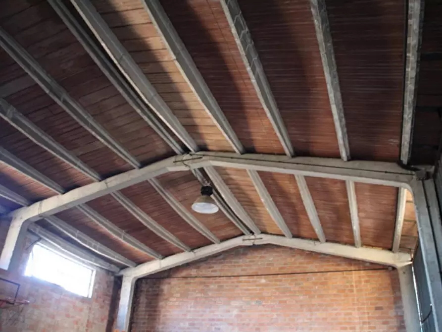 Immagine 19 di Capannone industriale in vendita  in via Tiberina, N. 51 a Todi