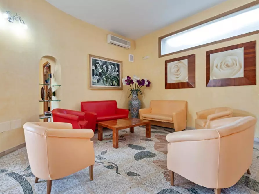 Immagine 3 di Appartamento in vendita  in Via Montenegro, N. 181 a Lizzanello