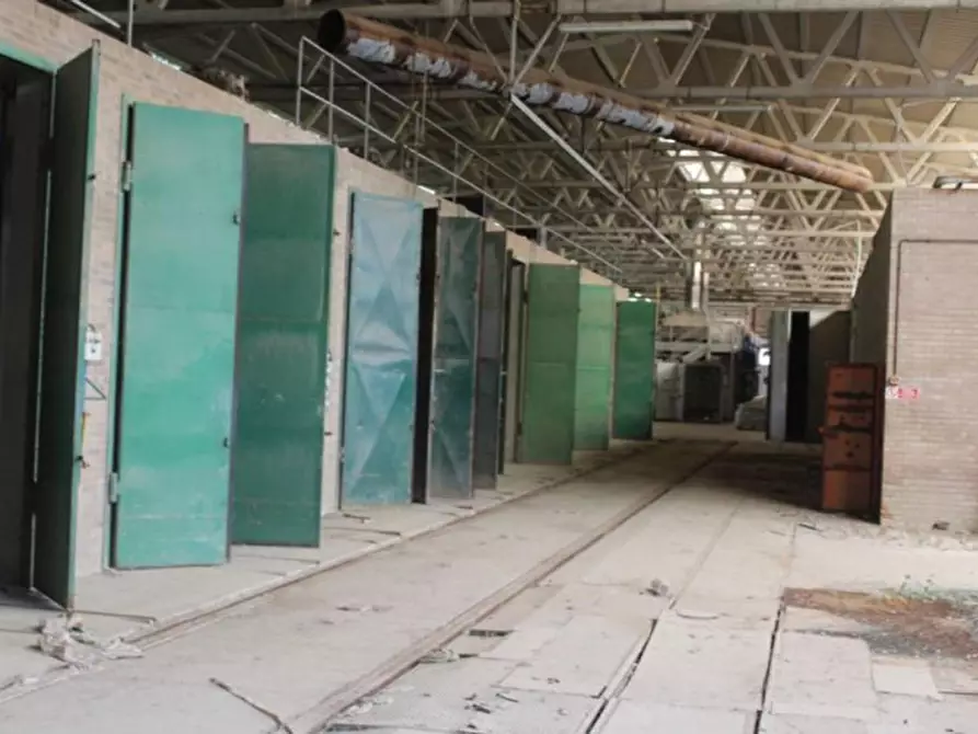 Immagine 10 di Capannone industriale in vendita  in Via Enrico Mattei, N. 91 a Asciano