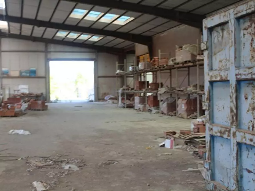 Immagine 18 di Capannone industriale in vendita  in Via Enrico Mattei, N. 91 a Asciano