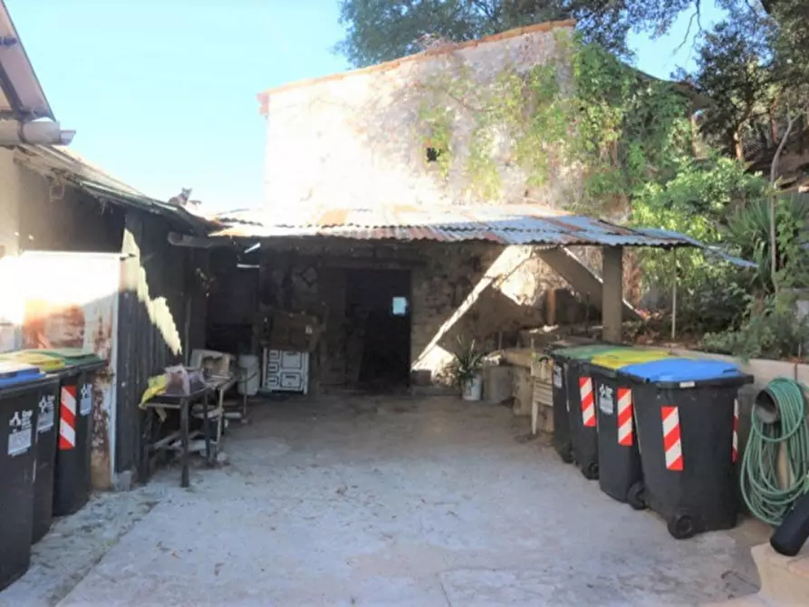 Immagine 4 di Magazzino in vendita  in Località Nasciolo a Arrone