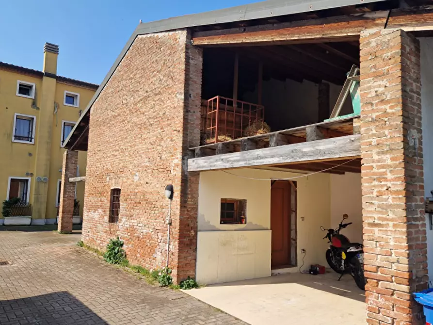 Immagine 12 di Appartamento in vendita  in Piazza Sabbion a Cologna Veneta