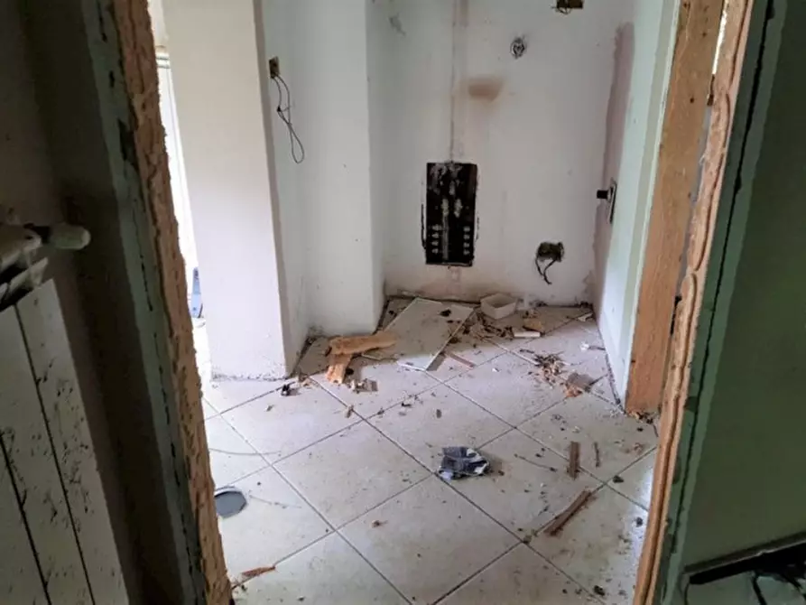 Immagine 14 di Appartamento in vendita  in Località Castello, N. 7 a Laino