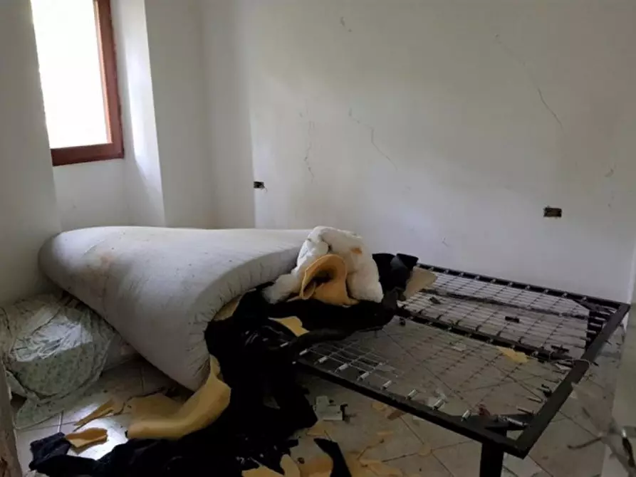 Immagine 9 di Appartamento in vendita  in Località Castello, N. 7 a Laino