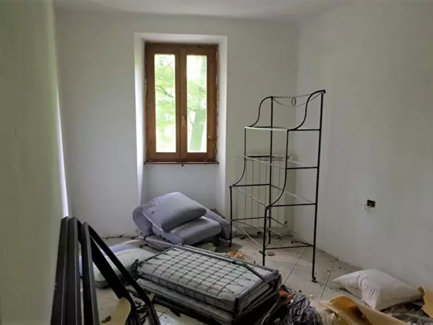 Immagine 15 di Appartamento in vendita  in Località Castello, N. 7 a Laino