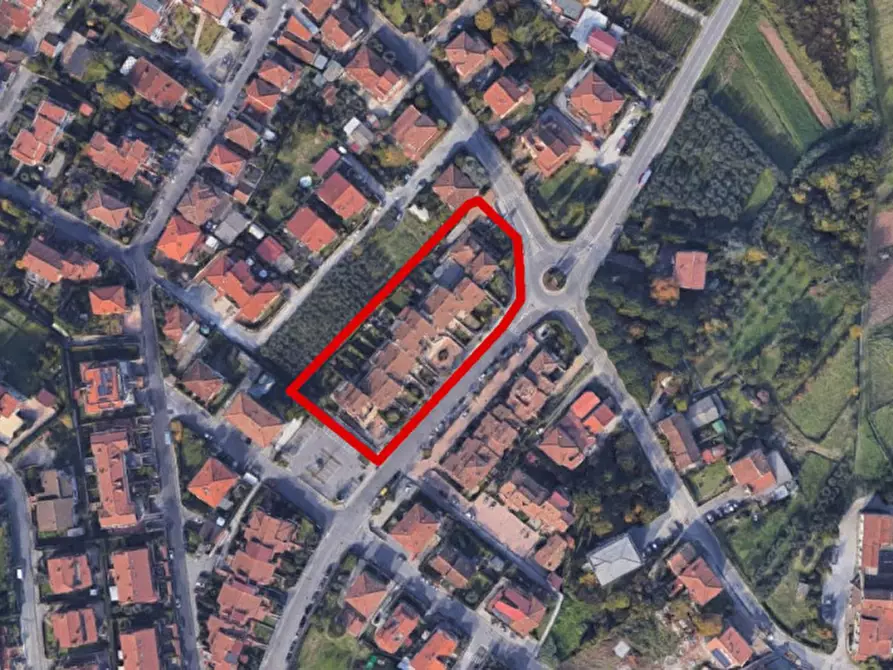 Immagine 2 di Posto auto in vendita  in Via Don Dario Flori, N. snc a Quarrata