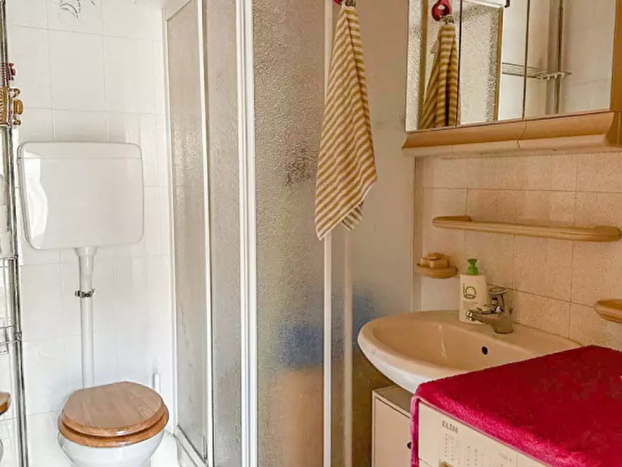 Immagine 9 di Casa indipendente in vendita  in via della Bruta a Levico Terme