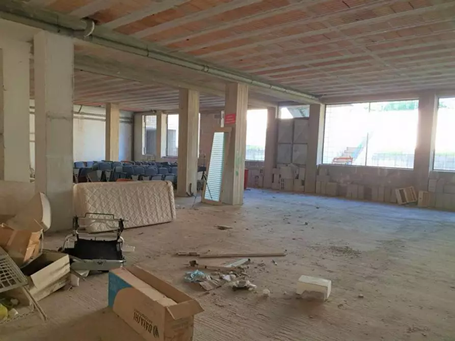 Immagine 5 di Magazzino in vendita  in Via Montenegro, N. 181 a Lizzanello