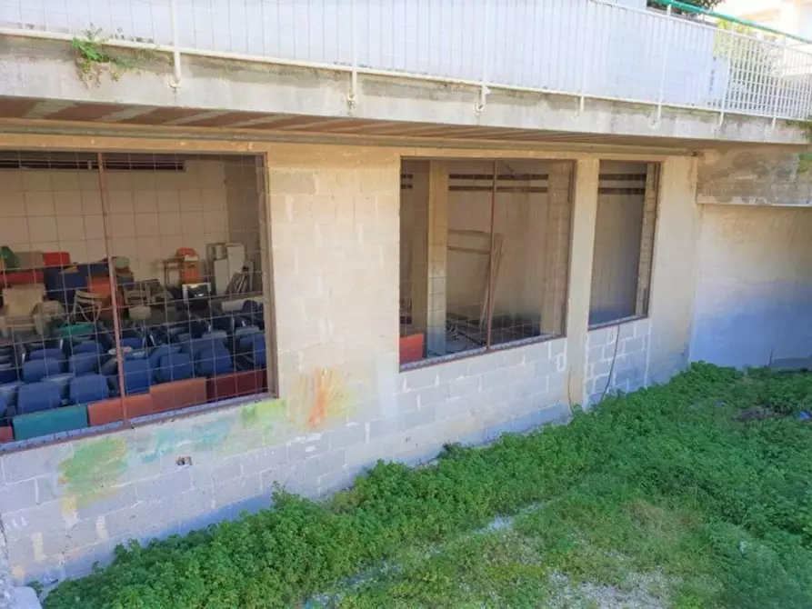 Immagine 16 di Magazzino in vendita  in Via Montenegro, N. 181 a Lizzanello