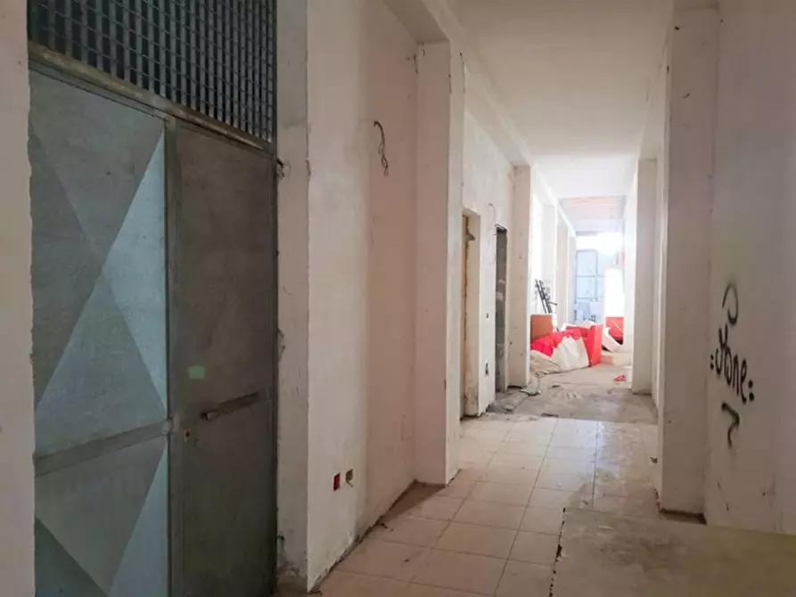 Immagine 23 di Magazzino in vendita  in Via Montenegro, N. 181 a Lizzanello