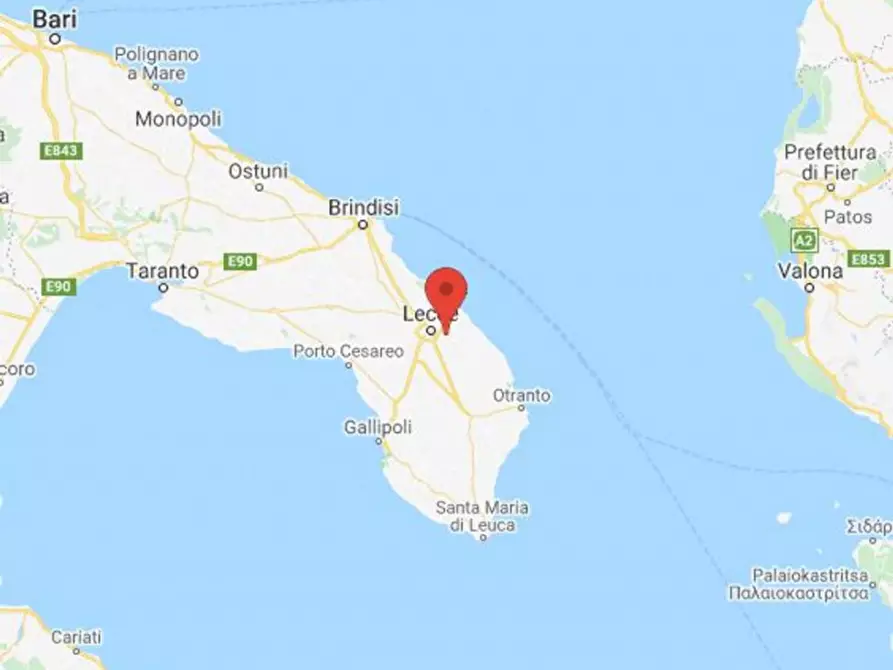 Immagine 25 di Magazzino in vendita  in Via Montenegro, N. 181 a Lizzanello