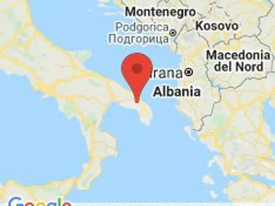 Immagine 24 di Negozio in vendita  in Via Trieste, N. 120 a San Donaci