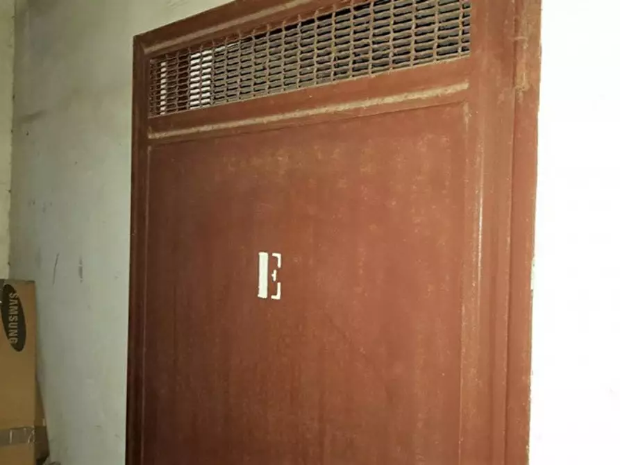 Immagine 3 di Cantina in vendita  in Via Trento, N. 77 a Brindisi