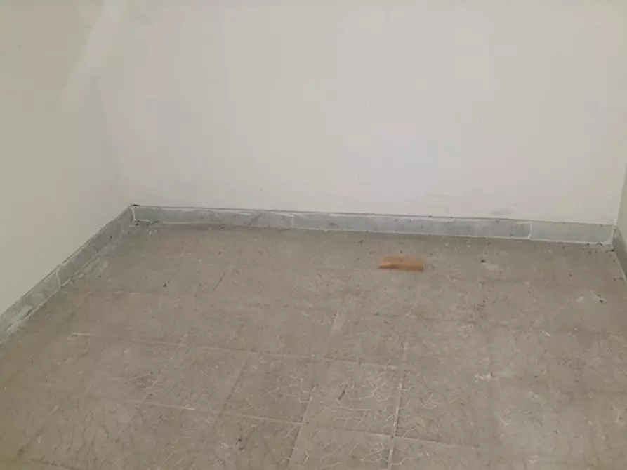 Immagine 4 di Cantina in vendita  in Via Trento, N. 77 a Brindisi