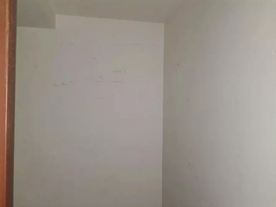 Immagine 7 di Cantina in vendita  in Via Trento, N. 77 a Brindisi