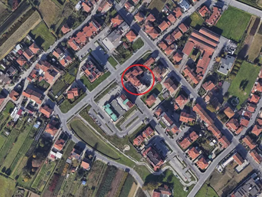 Immagine 2 di Posto auto in vendita  in via Palmiro Foresi, N. 176 a Pistoia