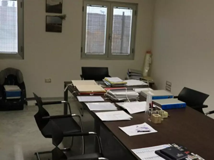 Immagine 7 di Ufficio in vendita  in via 1 Maggio, N. 20E a Trevi