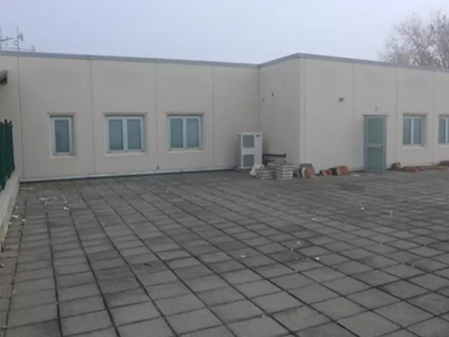 Immagine 14 di Ufficio in vendita  in via 1 Maggio, N. 20E a Trevi