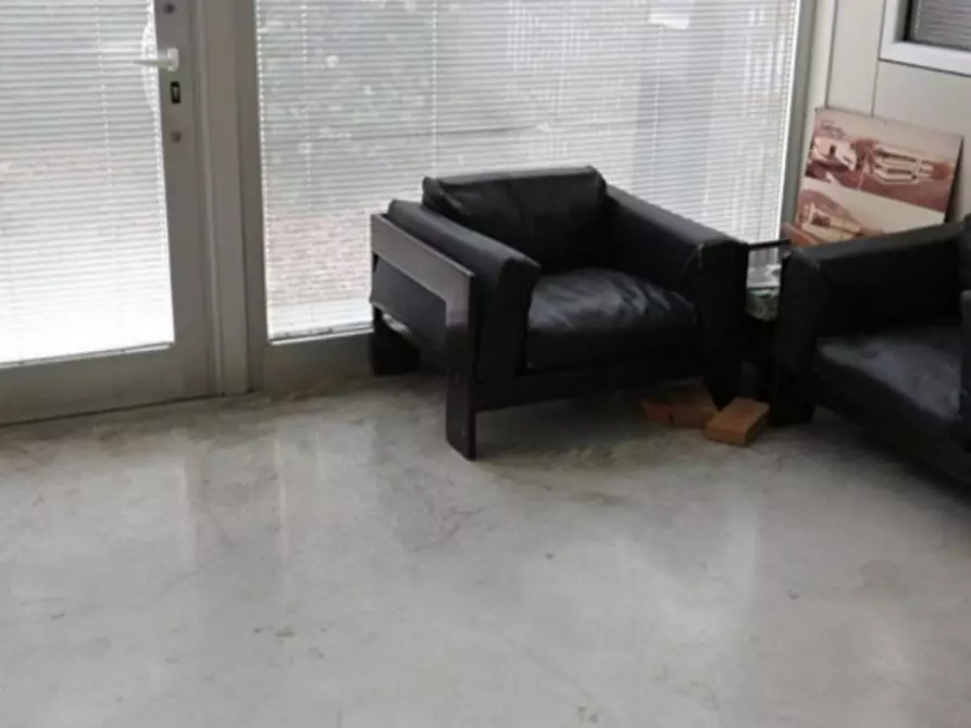 Immagine 15 di Ufficio in vendita  in via 1 Maggio, N. 20E a Trevi