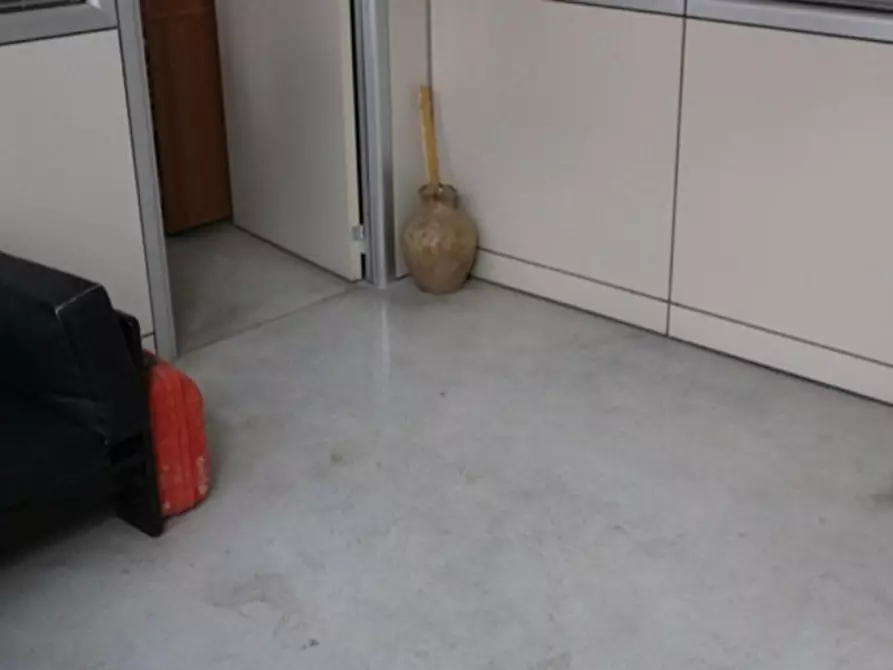 Immagine 16 di Ufficio in vendita  in via 1 Maggio, N. 20E a Trevi