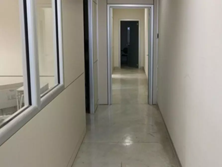 Immagine 21 di Ufficio in vendita  in via 1 Maggio, N. 20E a Trevi
