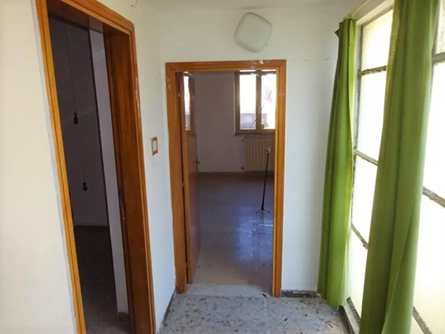 Immagine 23 di Villa in vendita  in Traversa delle Cartiere, N. 31 a Tolentino