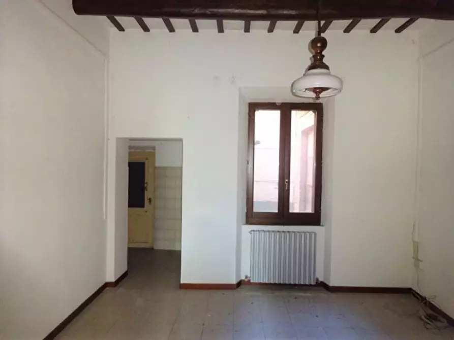 Immagine 27 di Villa in vendita  in Traversa delle Cartiere, N. 31 a Tolentino