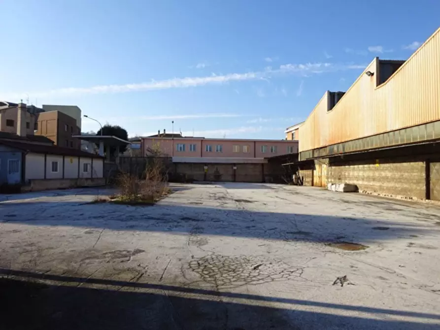Immagine 7 di Capannone industriale in vendita  in viale XXX Giugno, N. 70 a Tolentino