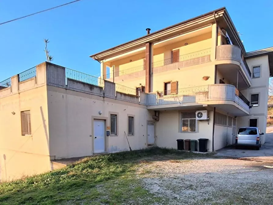 Immagine 1 di Capannone industriale in vendita  in Via delle Maggiolate, N. Snc a Atri