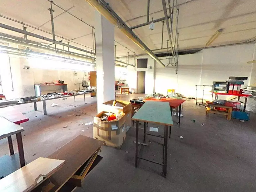 Immagine 3 di Capannone industriale in vendita  in Via delle Maggiolate, N. Snc a Atri