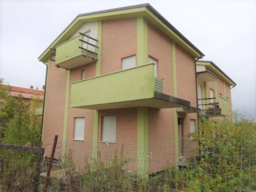 Immagine 1 di Palazzo in vendita  in Contrada San Nicolò a Montelupone