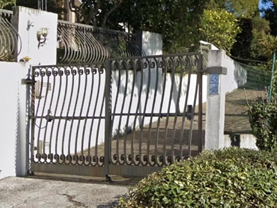 Immagine 7 di Villa in vendita  in Via Marco Polo, N. 43 a Osimo