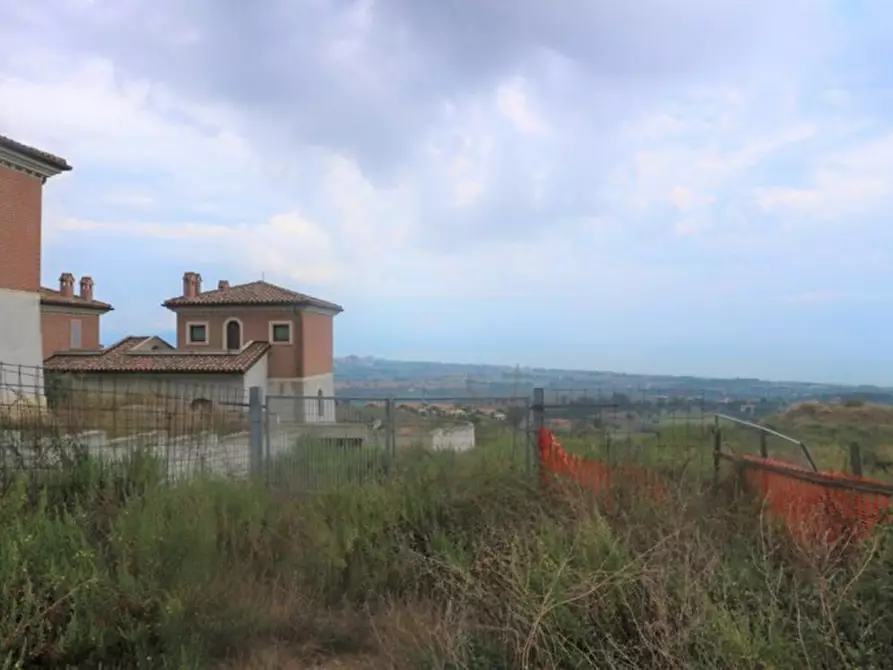 Immagine 9 di Terreno in vendita  in Contrada Torrenova, N. snc a Potenza Picena