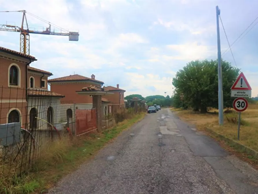 Immagine 13 di Terreno in vendita  in Contrada Torrenova, N. snc a Potenza Picena