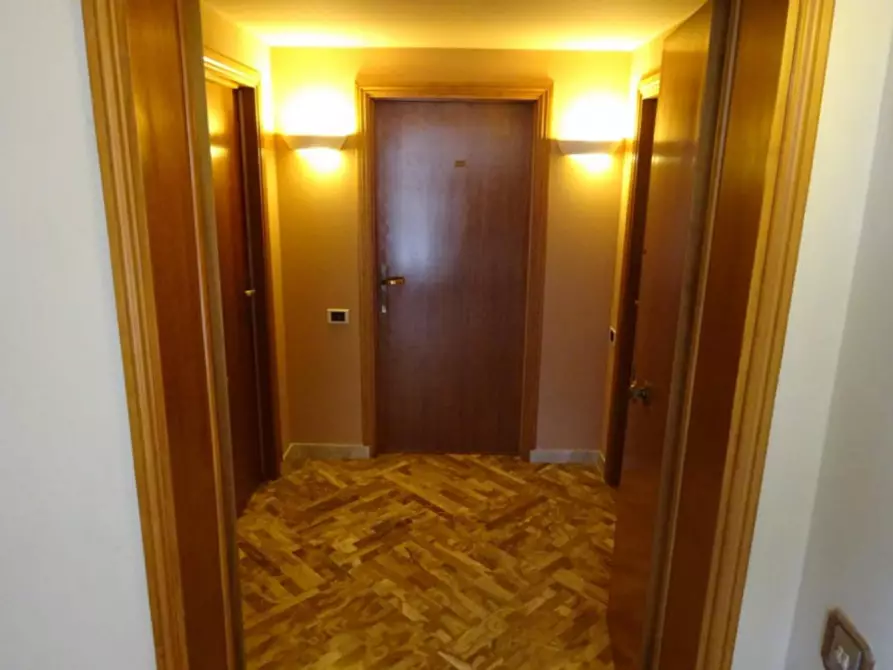 Immagine 7 di Hotel in vendita  in Viale Della Vittoria, N. 7 a Montefalco