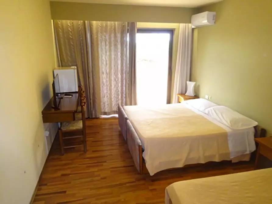 Immagine 15 di Hotel in vendita  in Viale Della Vittoria, N. 7 a Montefalco