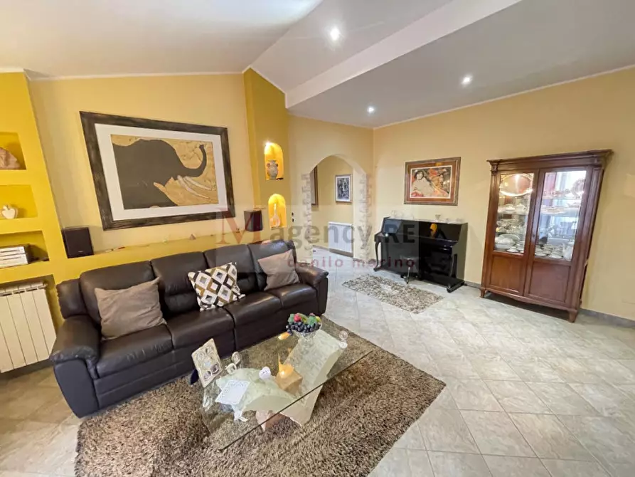 Immagine 2 di Appartamento in vendita  in 17 Via Augusta a Reggio Di Calabria