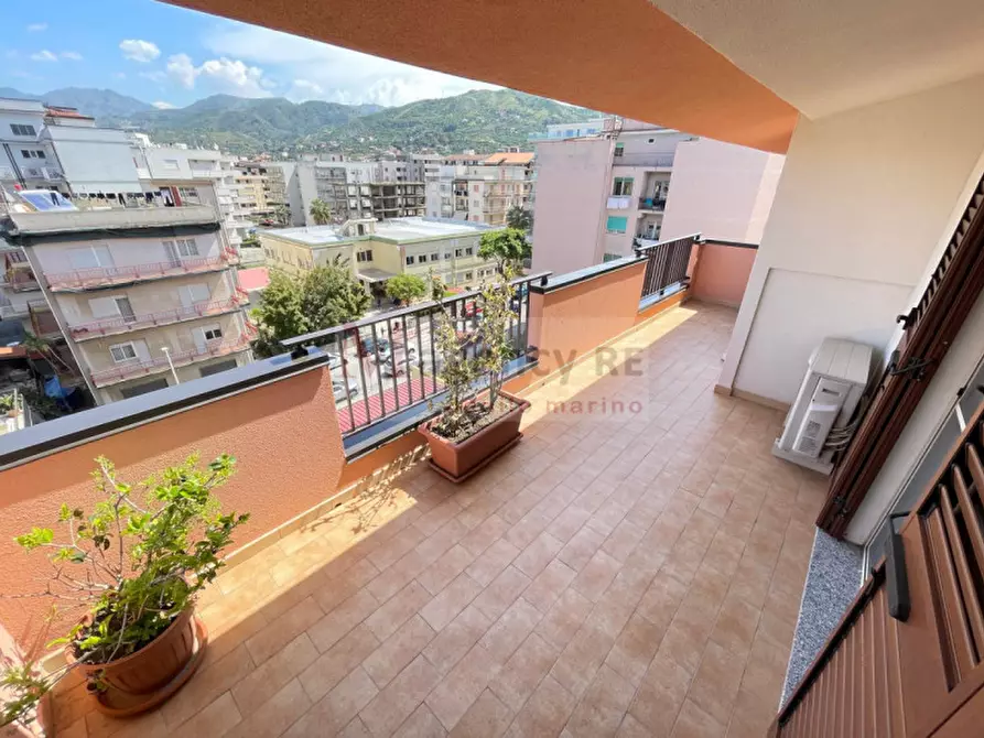 Immagine 8 di Appartamento in vendita  in 17 Via Augusta a Reggio Di Calabria