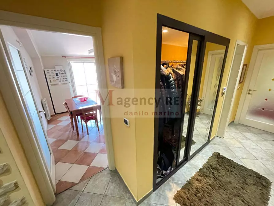 Immagine 11 di Appartamento in vendita  in 17 Via Augusta a Reggio Di Calabria