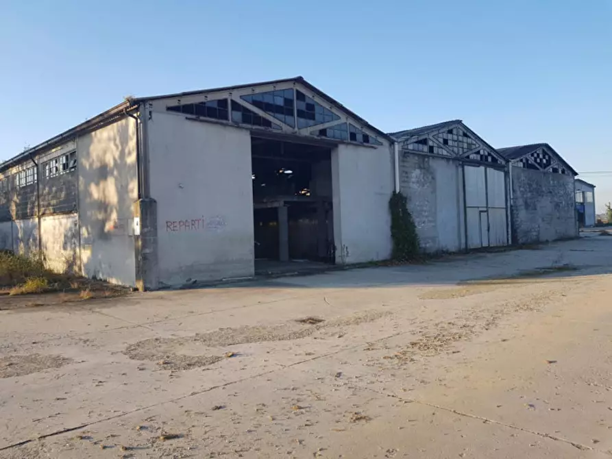 Immagine 1 di Capannone industriale in vendita  in Frazione Ca' Bianca a Somaglia