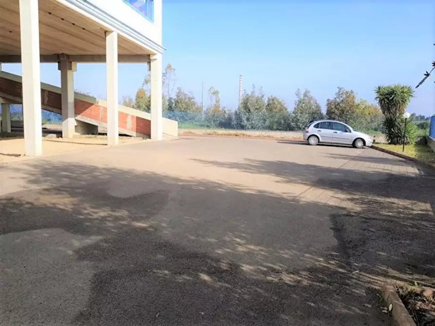 Immagine 12 di Negozio in vendita  in Località Cracaxia a San Gavino Monreale