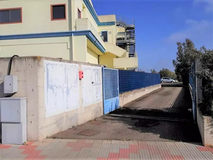 Immagine 14 di Negozio in vendita  in Località Cracaxia a San Gavino Monreale