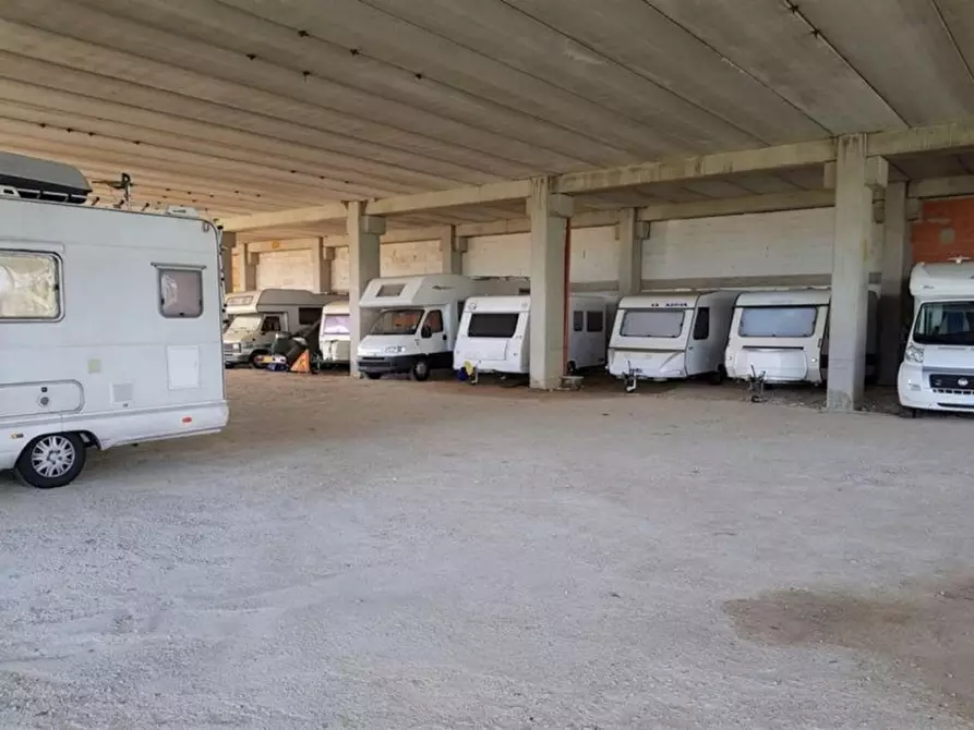 Immagine 27 di Negozio in vendita  in Località Cracaxia a San Gavino Monreale