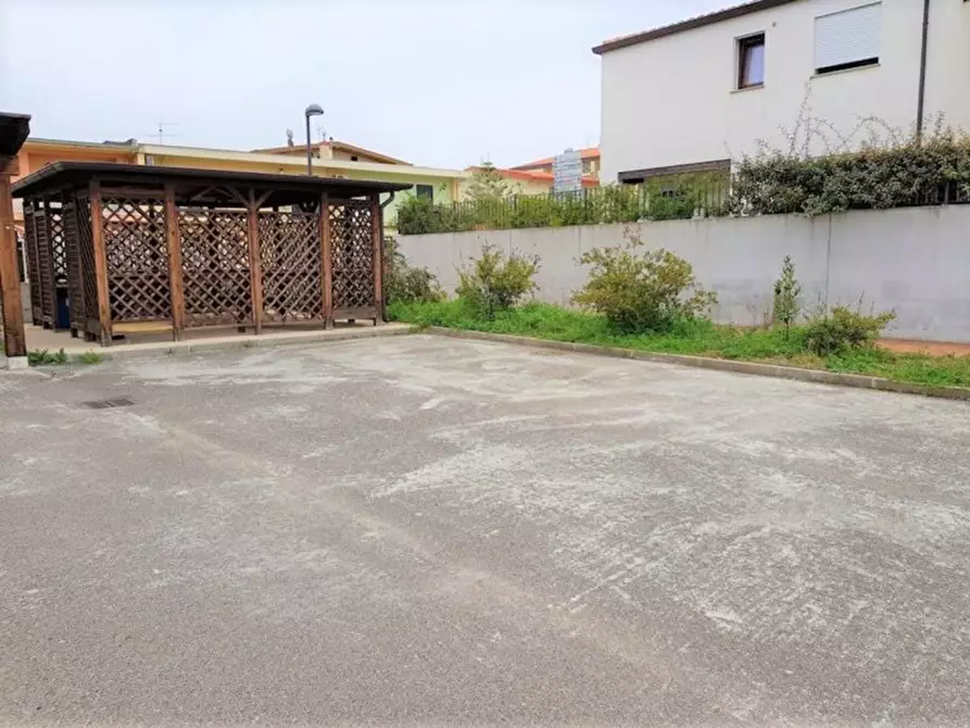 Immagine 4 di Posto auto in vendita  in Via Generale Tosciri a Tortolì