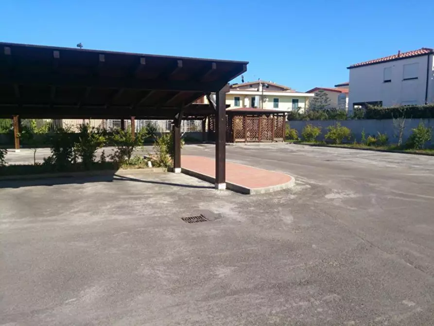 Immagine 10 di Posto auto in vendita  in Via Generale Tosciri a Tortolì