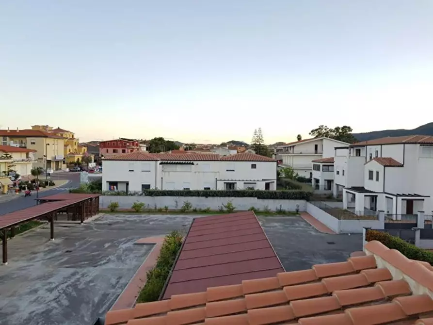 Immagine 13 di Posto auto in vendita  in Via Generale Tosciri a Tortolì