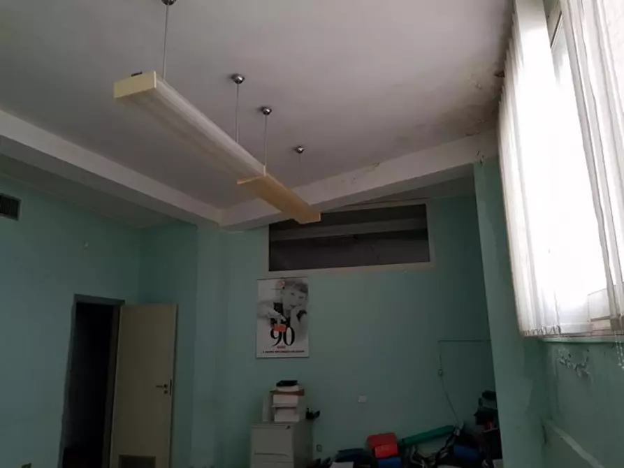 Immagine 9 di Ufficio in vendita  in Via Garibaldi, N. 86 a Serrenti