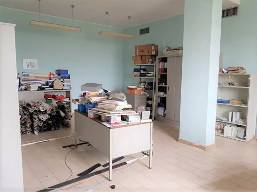 Immagine 23 di Ufficio in vendita  in Via Garibaldi, N. 86 a Serrenti