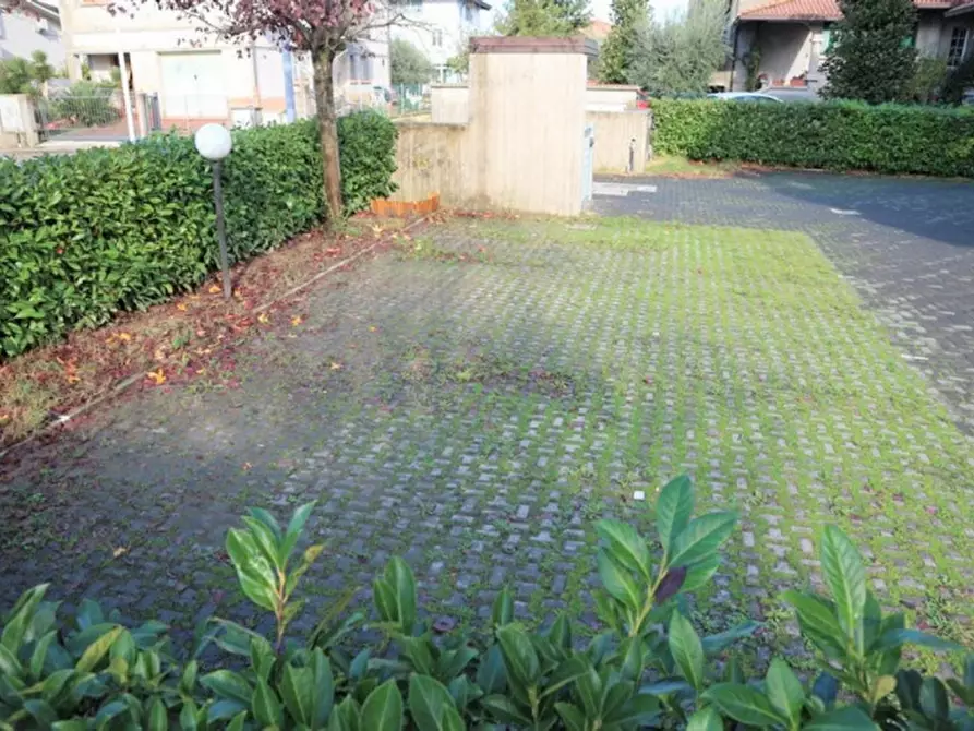 Immagine 4 di Posto auto in vendita  in Via Montanara, N. 5 bis a Forli'